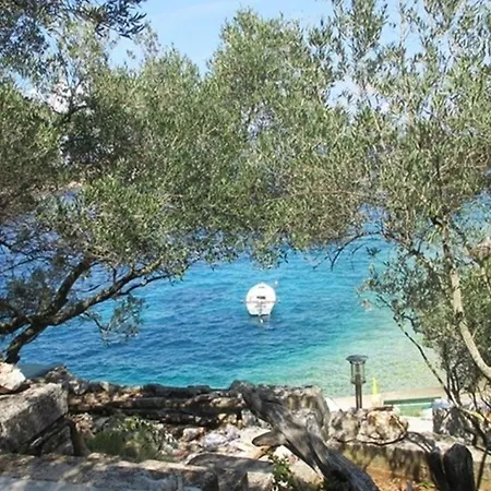 By The Sea Cove Bristva, Korcula - 15205 Apartment
